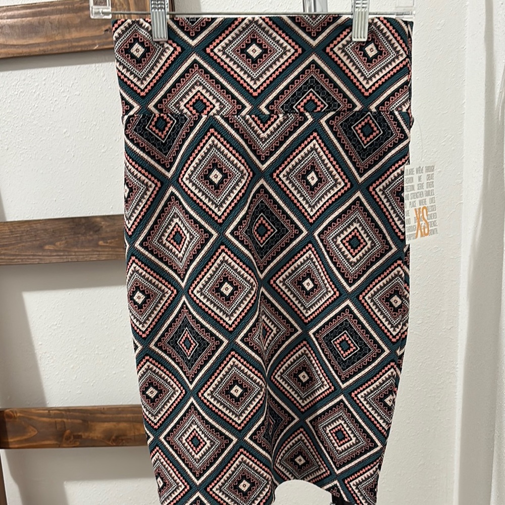 LuLaRoe Black and Tan Midi Pencil Skirt
